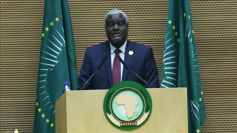 الاتحاد الإفريقي “قلق إزاء التطور الخطير” للوضع بالسودان