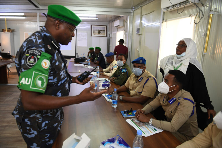Somali Police commanders trained to effectively secure elections