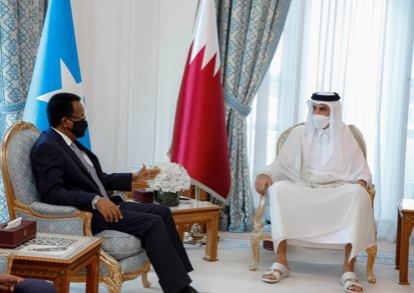 رئيس الجمهورية يجري محادثات مع أمير قطر في الدوحة
