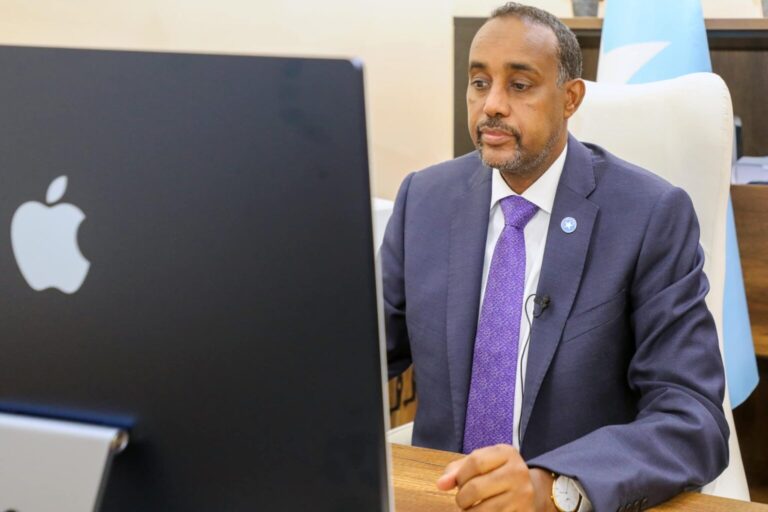 روبلي ورؤساء الولايات يناقشون تسريع الانتخابات وضمان شفافيتها
