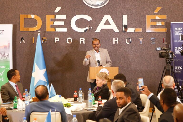 Minister of Foreign Affairs of Somalia attended an investment event in Mogadishu