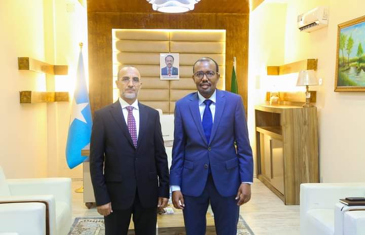 Foreign Minister discusses with the OIC Bureau Director General on the humanitarian crisis in…