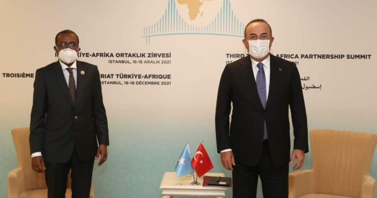 Somali Foreign Minister meets with his Turkish counterpart in Istanbul