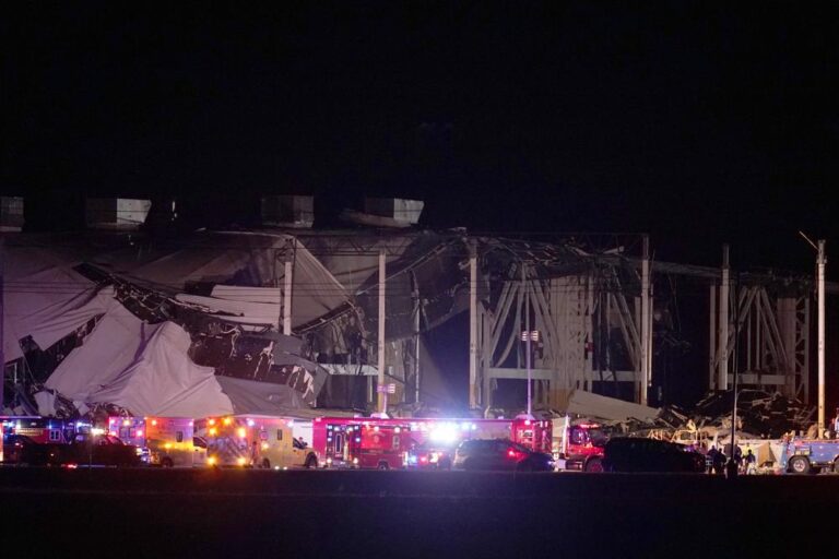 1 dead in Arkansas tornado; roof collapse at Illinois Amazon