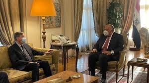 وزير الخارجية المصري يلتقي بالمبعوث الأمريكي الخاص للقرن الإفريقي