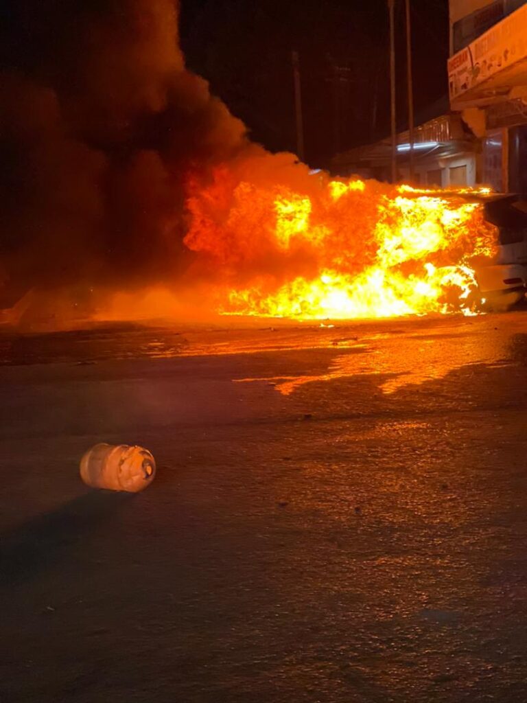 1 killed and 2 others injured in a car bomb explosion