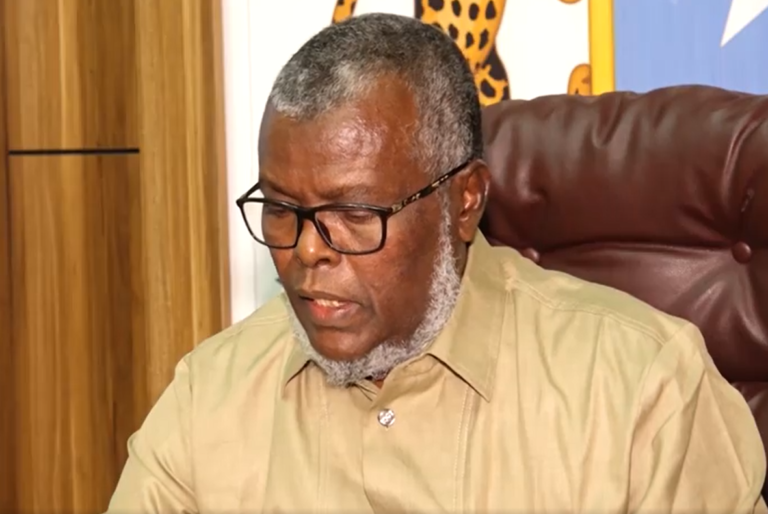 Director-General Abdullahi Hayir launches the Italian language broadcast