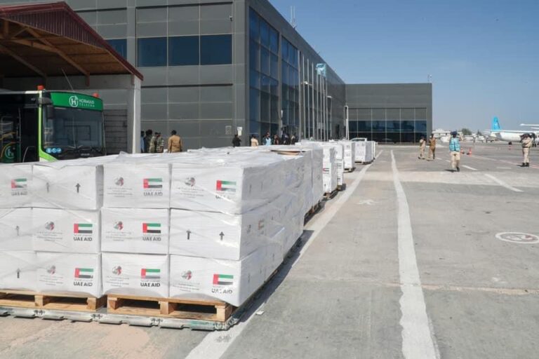 UAE delivers Humanitarian Aid to help Drought-affected people in Somalia