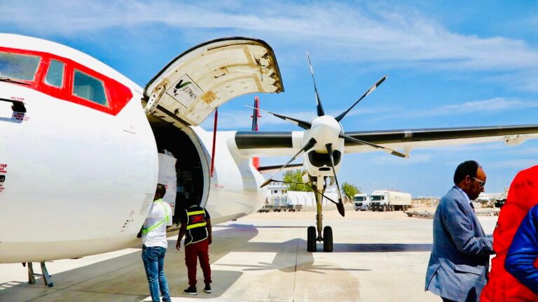 The National Drought Relief Committee dispatches aid food to Beledweyne town