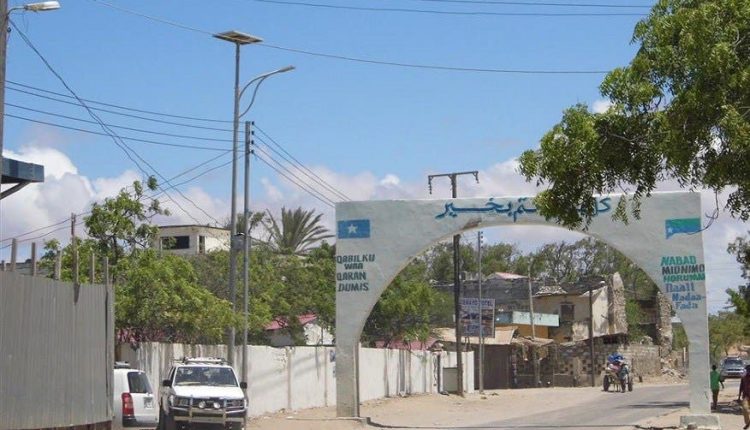 القوات الأمنية تنفذ عمليات في مدينة كسمايو