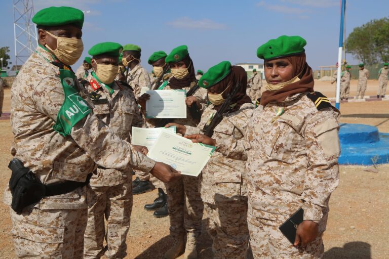Djiboutian troops under AMISOM receive AU service medals