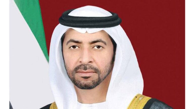 رئيس هيئة الهلال الأحمر الإماراتي يوجه بتعزيز بعمليات الإغاثة للمتأثرين بالجفاف في الصومال