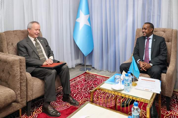 PM Roble meets with U.S Ambassador to Somalia
