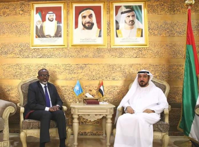 المرشح الرئاسي طاهر غيلي يشيد بدعم دولة الإمارات للشعب الصومالي