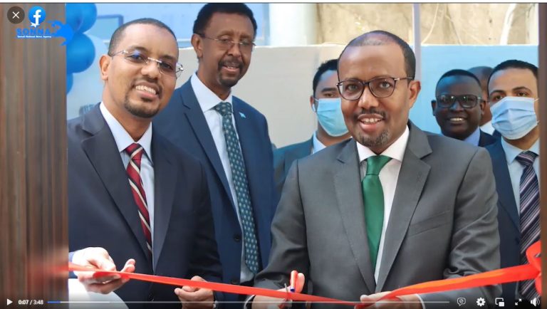 Foreign Minister cuts the ribbon of new additional facilities at the Somali Embassy in Egypt