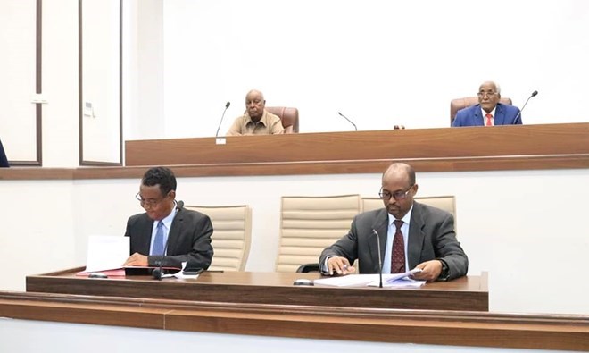 البرلمان الصومالي يقر تعديلات حول رسوم المرشحين