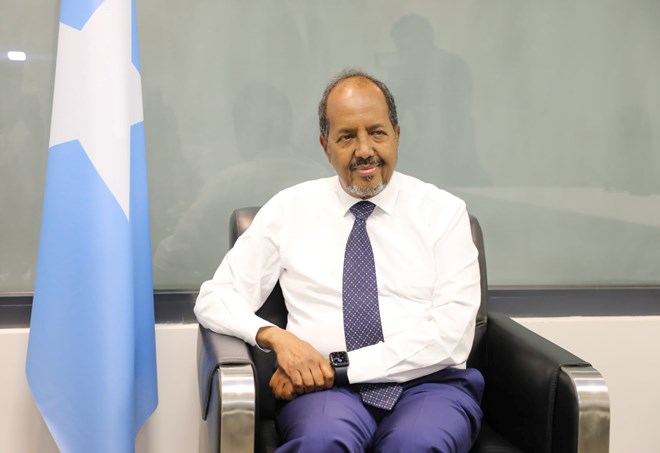 زعماء المنطقة يهنئون الرئيس الصومالي الجديد
