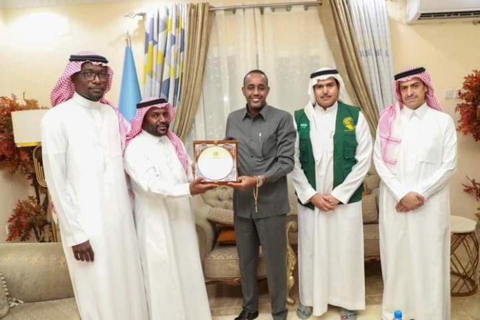 رئيس الوزراء الصومالي يقدم الشكر إلى المملكة العربية السعودية على دعمها لبلاده في مختلف المجالات