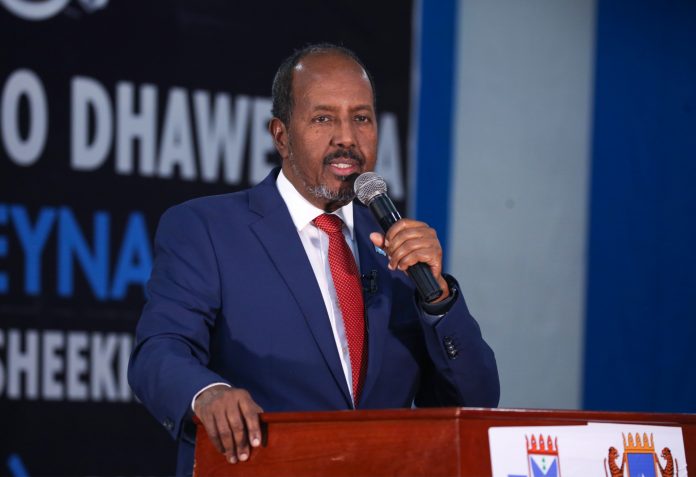 الرئيس الصومالي يعلن بدء حرب ضد حركة الشباب